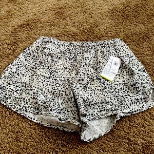 Old Navy Go Dry active shorts